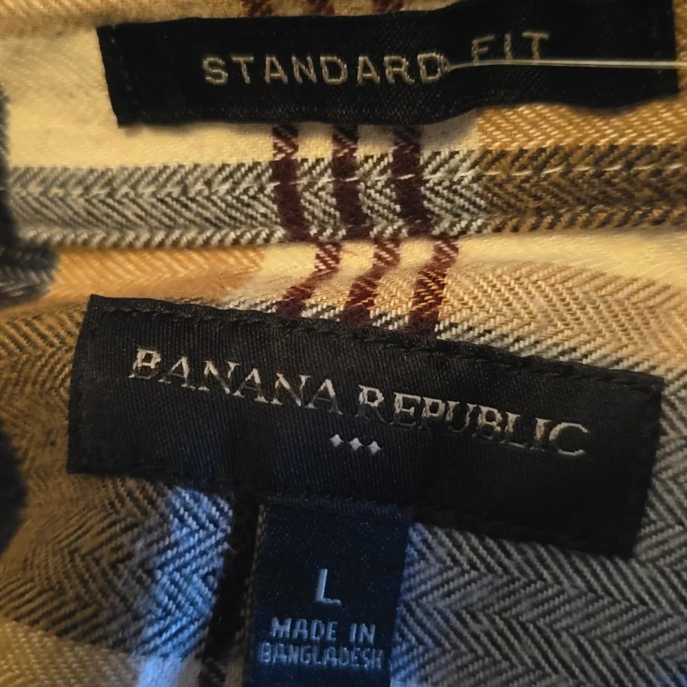 New Banana Republic‎ Plaid Shirt Mens Size L Red, Black, Cream